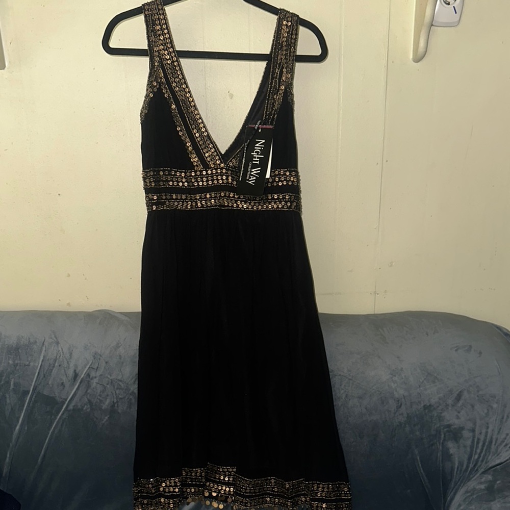 New Night Way Collections Black Sleeveless V-Neck Dress